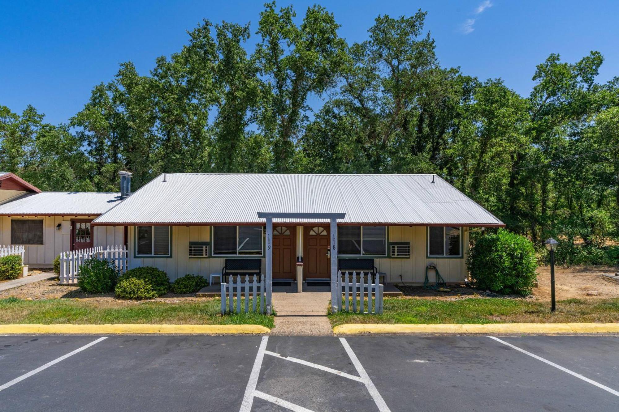 Quality Inn & Suites Jackson Exterior foto